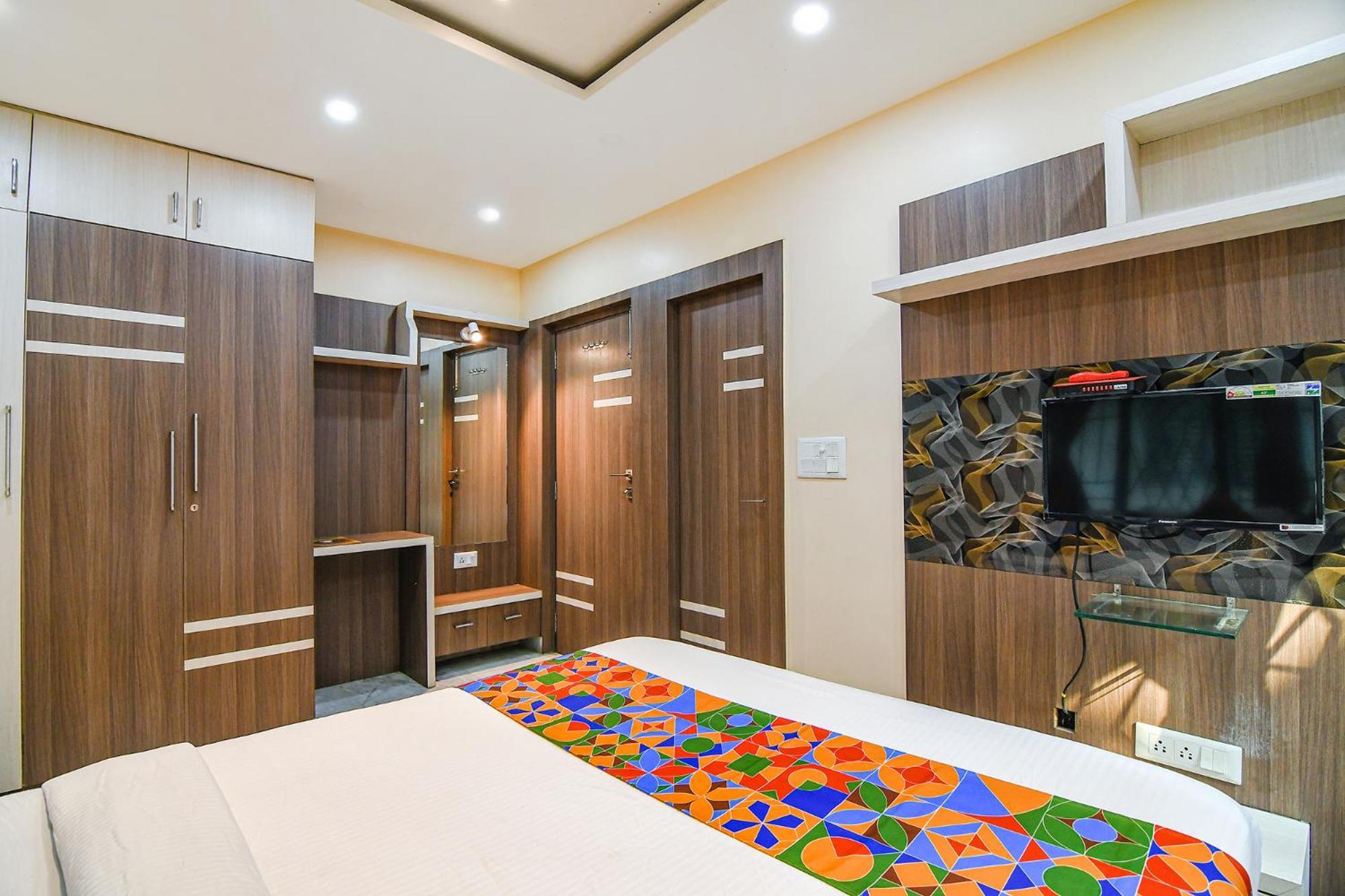 Fabexpress Scholer Motel Колката Екстер'єр фото