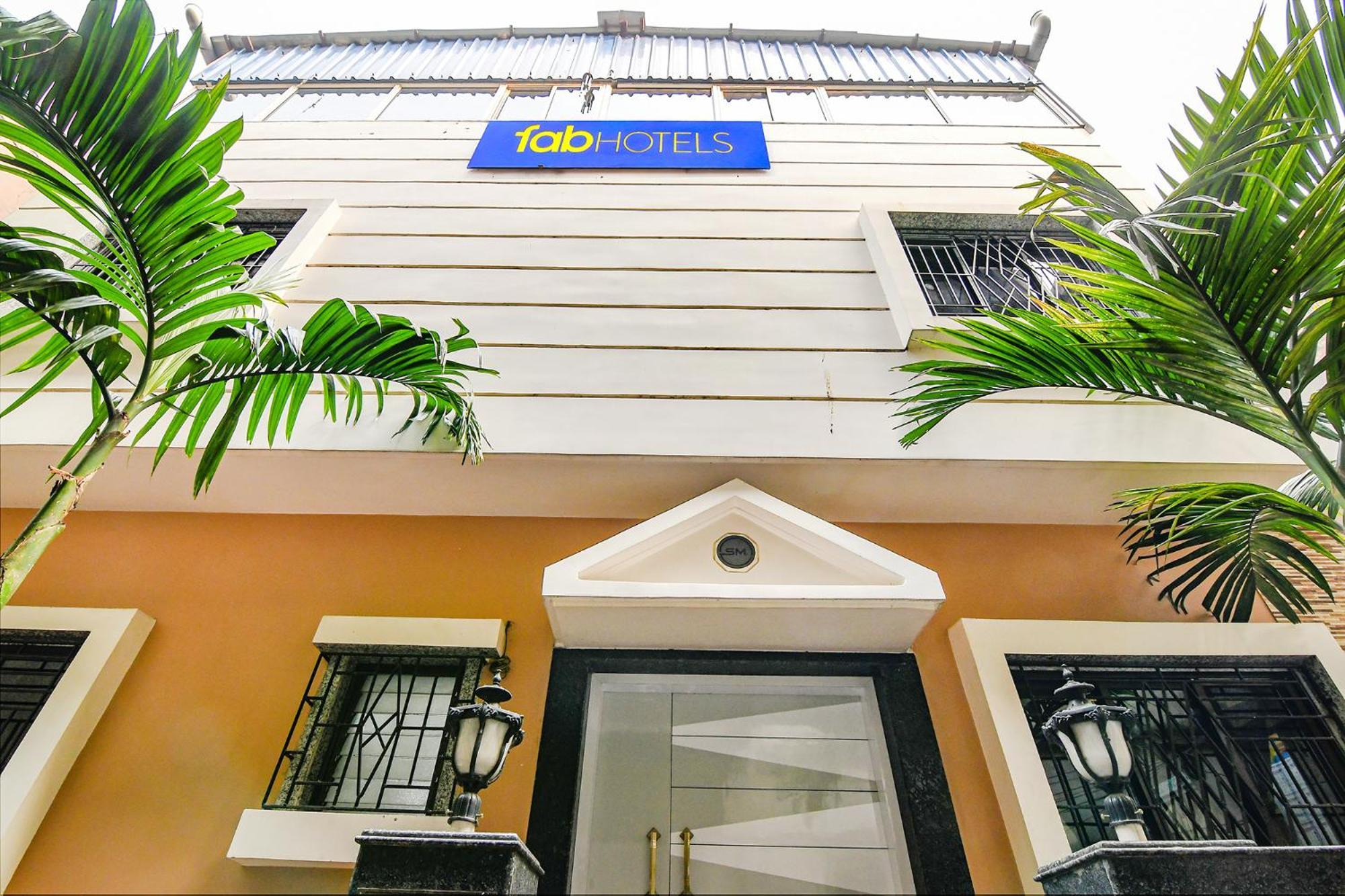 Fabexpress Scholer Motel Колката Екстер'єр фото